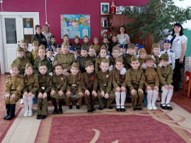 Смотр строя и песни Смотр строя и песни.